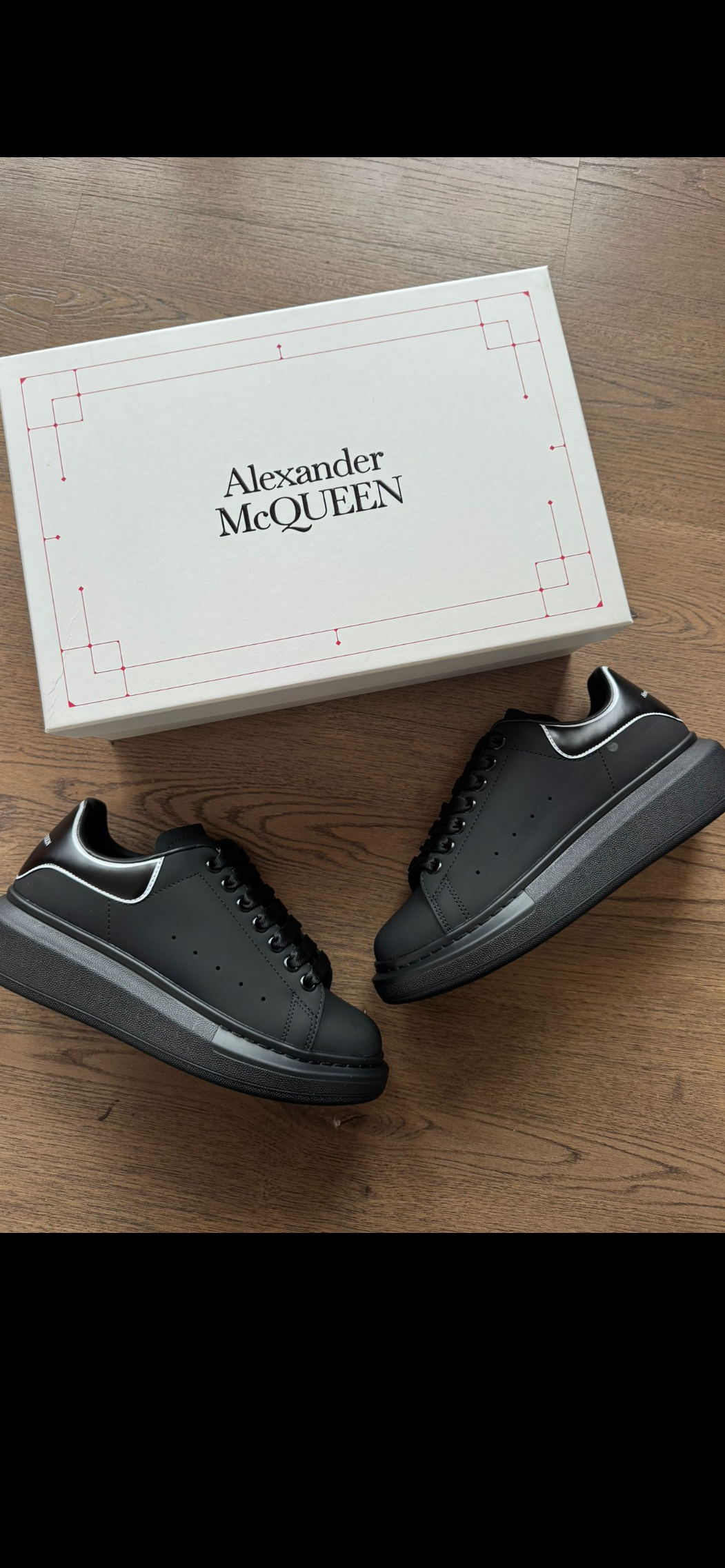 Alexander McQueen mix