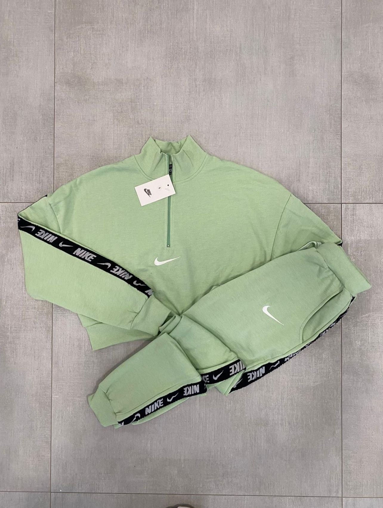 Chandal mujer Nike
