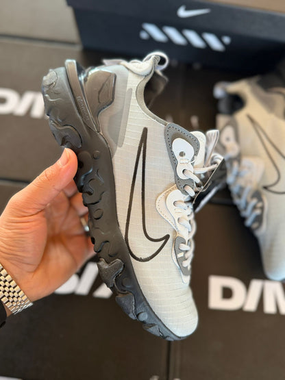 Nike react