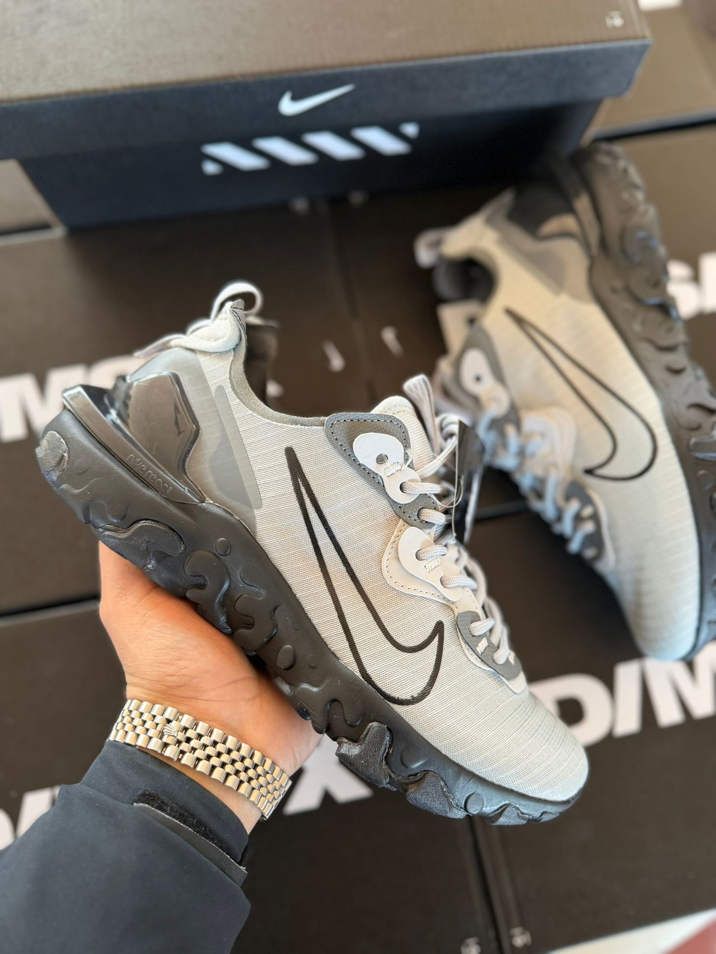 Nike react