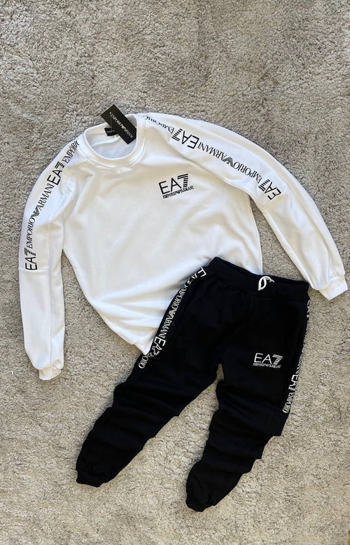 Chándal EA7 bordado blanco