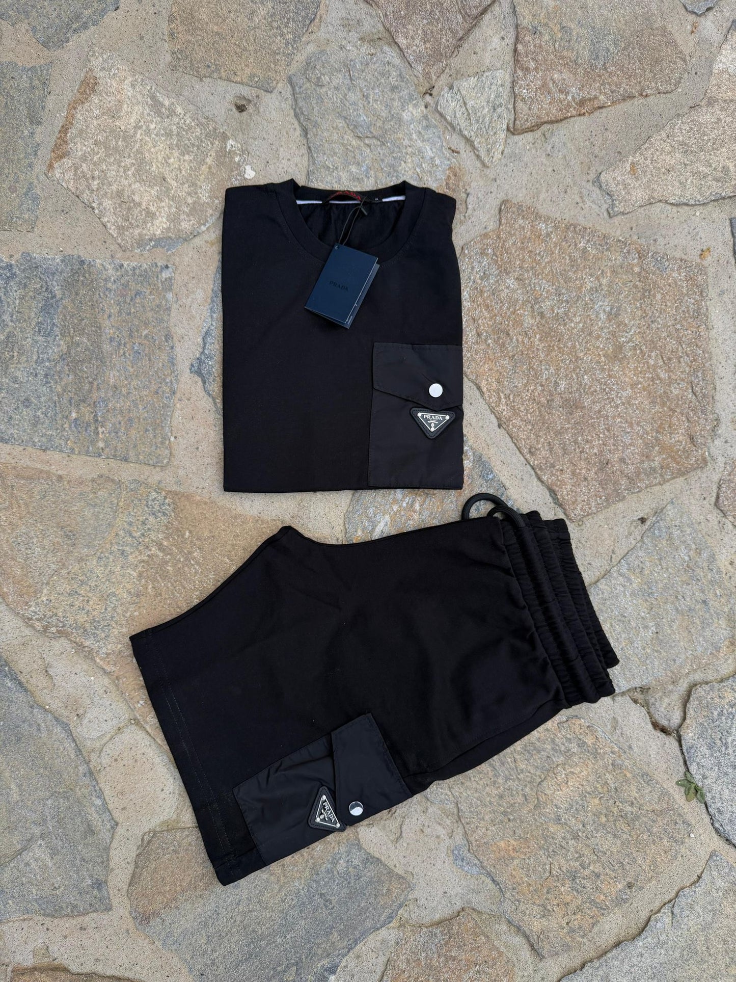Conjunto de verano Prada negro