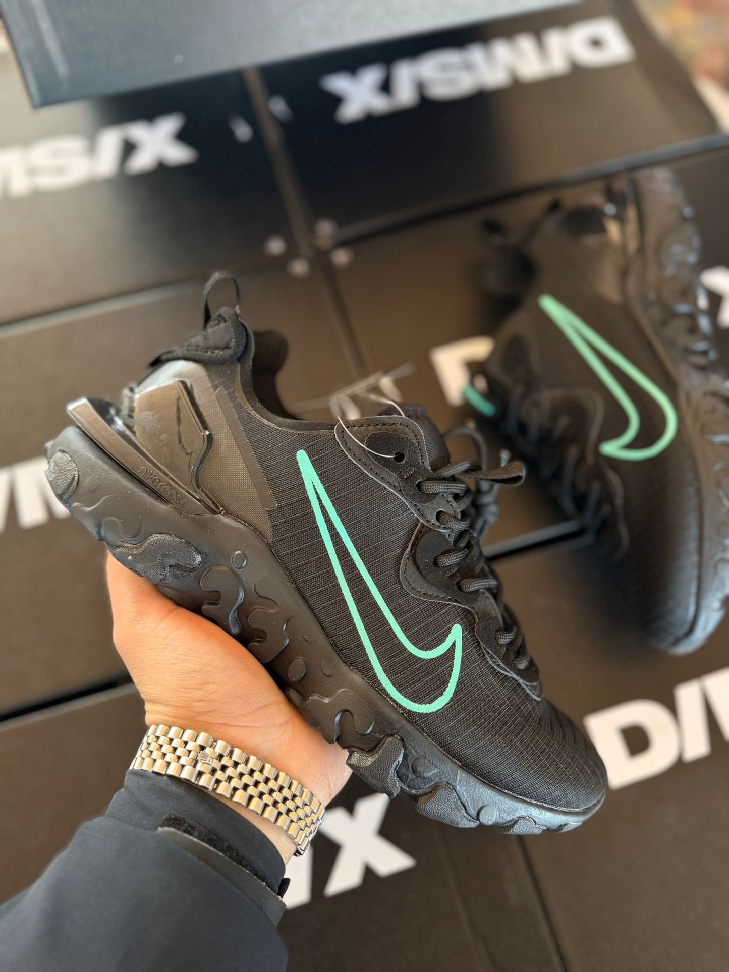 Nike react