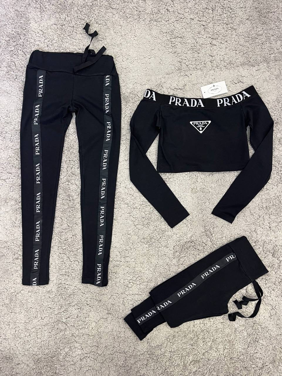 CALVIN KLEIN FIT TRAINING
MUJER NEGRO