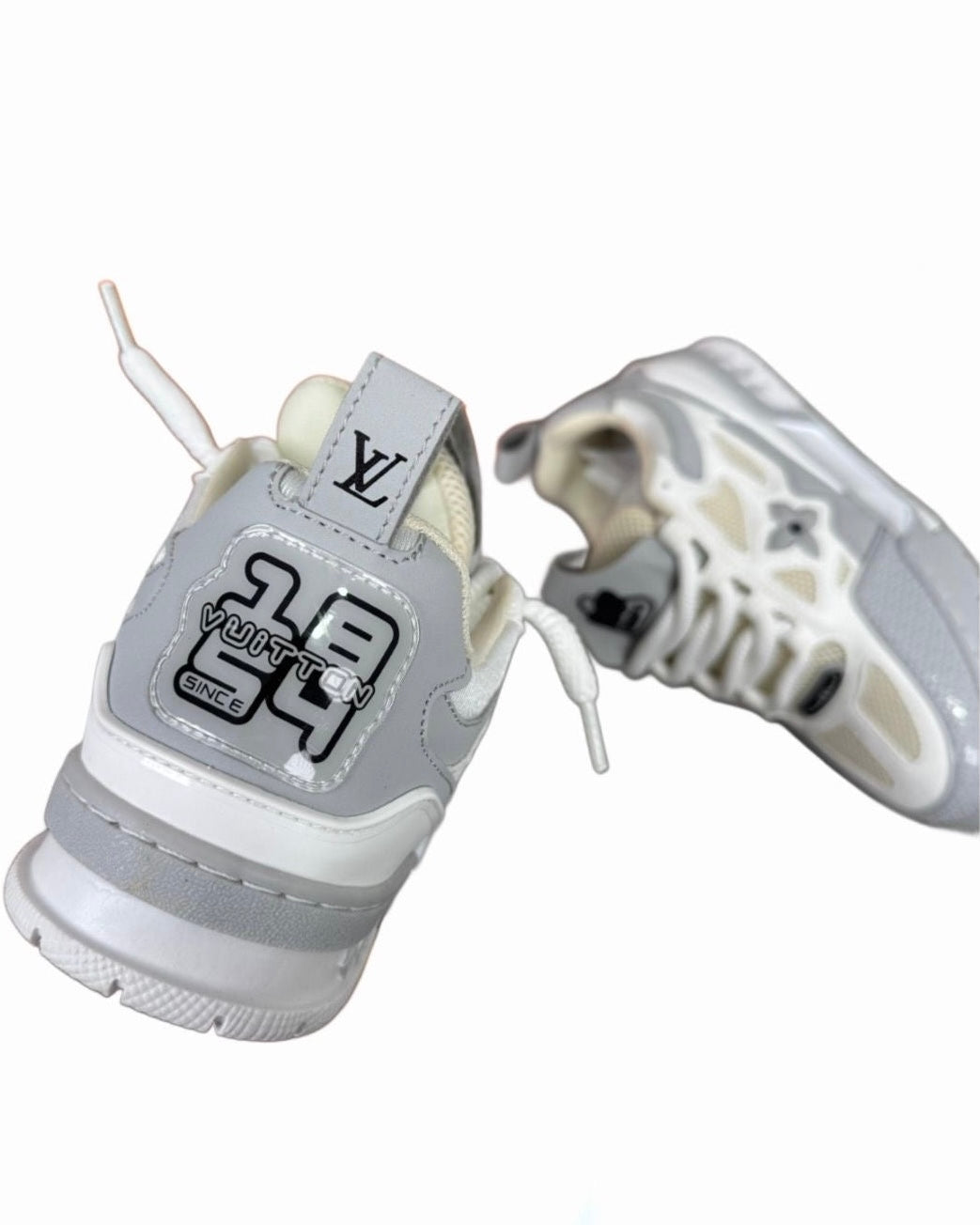 LOUIS VUITTON SKATE