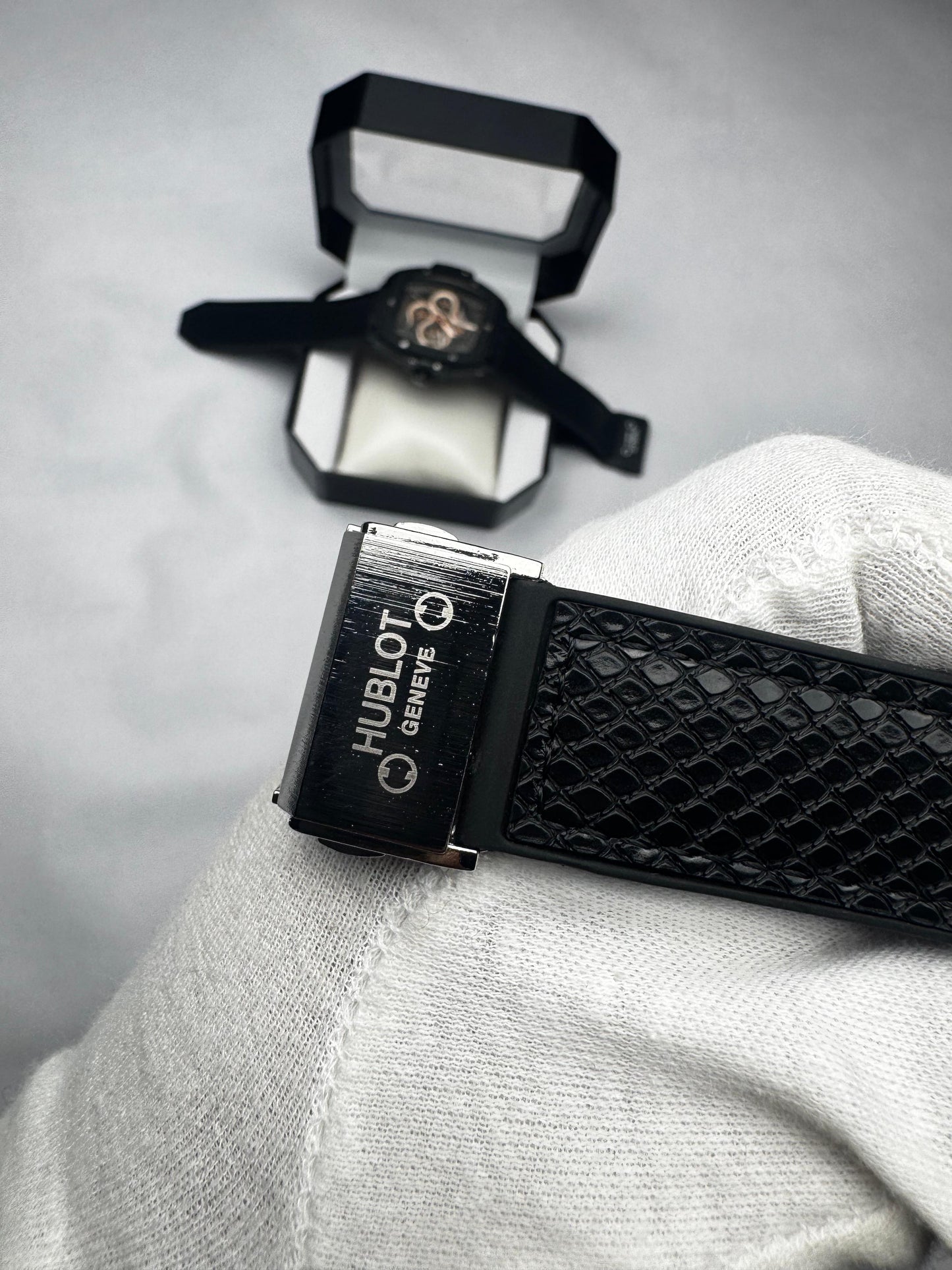 Reloj Hublot “alta gama”