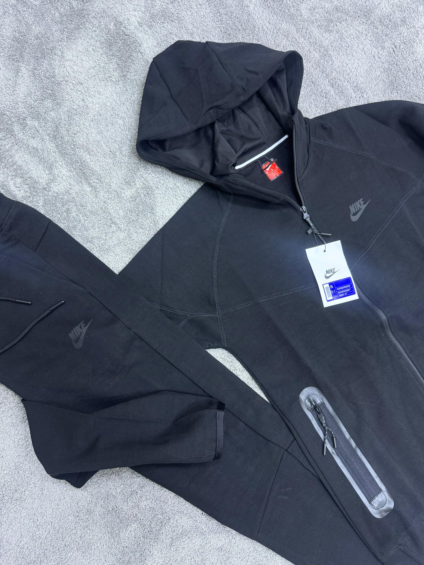 Chandal Nike Tech ( Negro )
