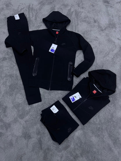Chandal Nike Tech ( Negro )