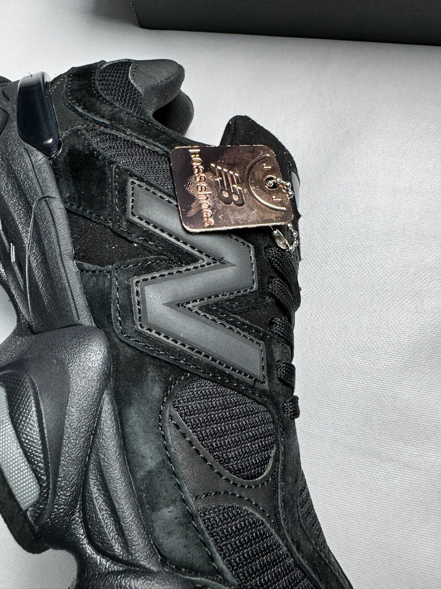 New Balance 9060 All Black